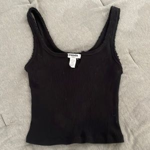medium black crop top
